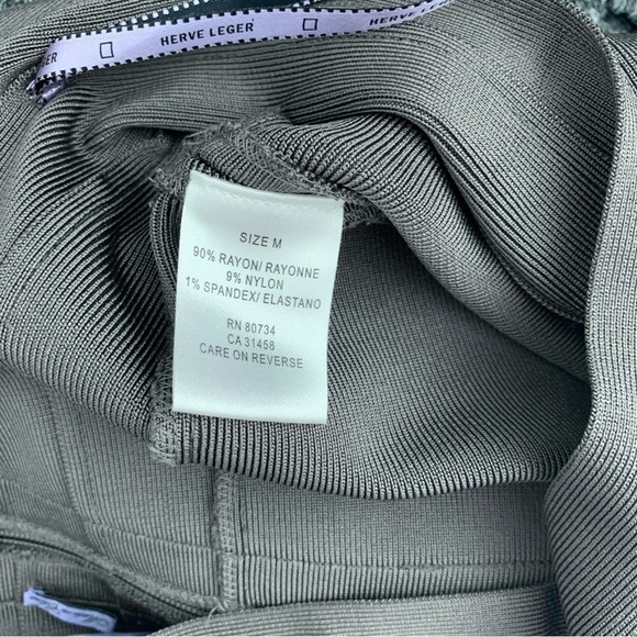 Herve Leger Bandage Mini Skirt in Silver Gray size medium - Picture 6 of 8